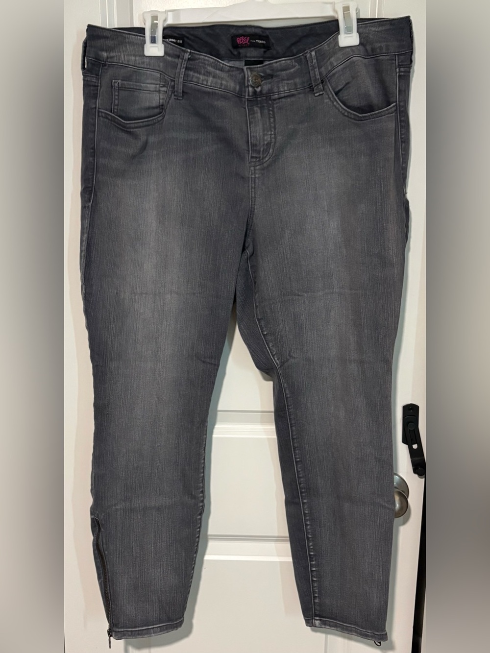 Women’s Gray Stretch Jeggings 18
